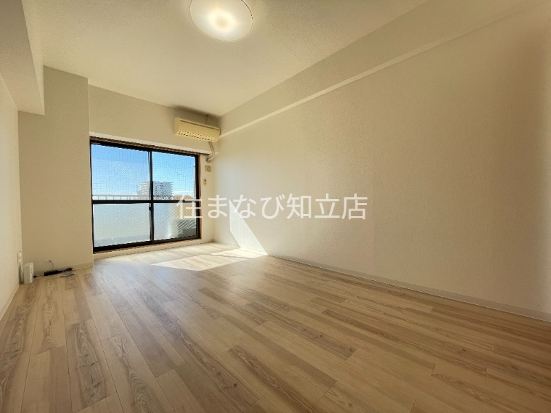 居室・リビング　同型別部屋写真