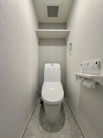 トイレ　トイレもきれいです