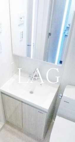 洗面設備　独立洗面台です。