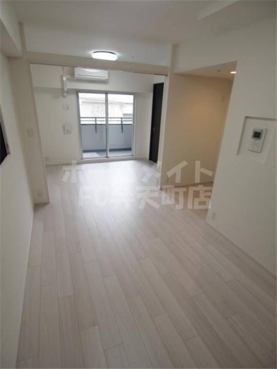 居室・リビング　居間です