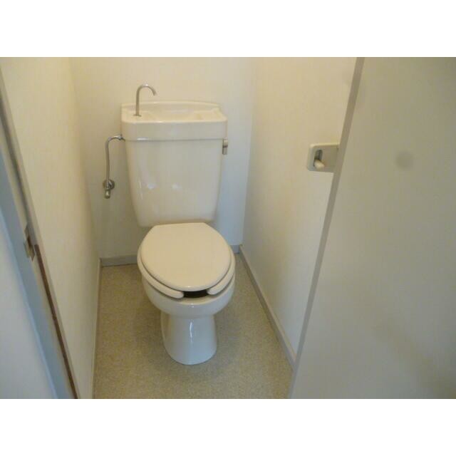 トイレ　別部屋参考