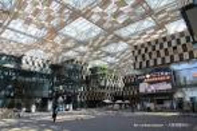 役所　長岡市役所大手通庁舎（役所）まで936m