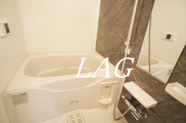 バス・シャワールーム　お風呂です。