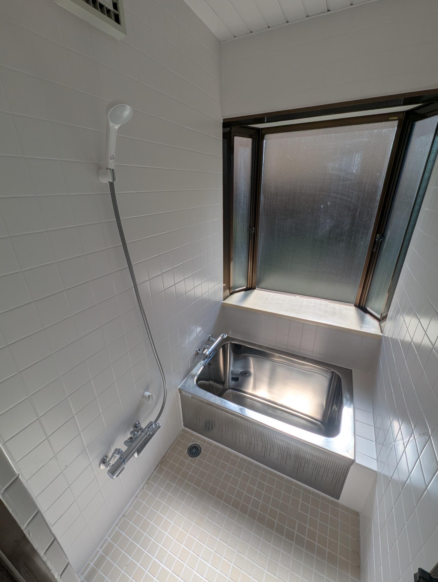 バス・シャワールーム　共用部分