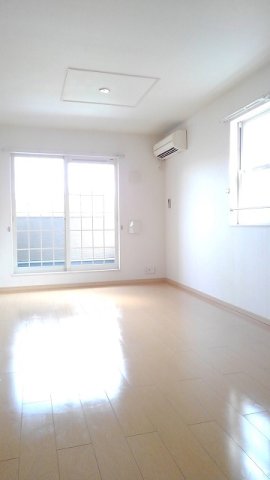 居室・リビング　居間です