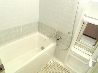 バス・シャワールーム　清潔感のある快適バスルーム♪