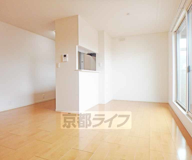 居室・リビング　広いリビングです。