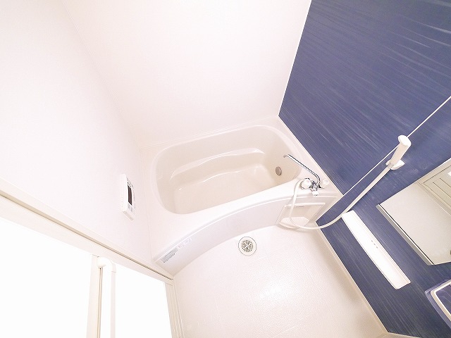 バス・シャワールーム　お風呂で日々の疲れを落としましょう