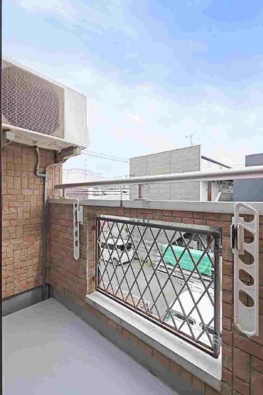 バルコニー　同物件別室写真