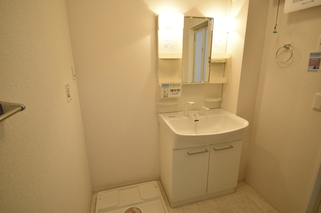 洗面設備　１０２・洗面所