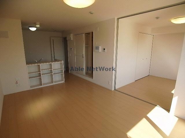 居室・リビング　※同型参考写真