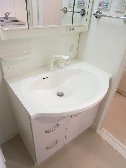 洗面設備　★嬉しい独立洗面台★