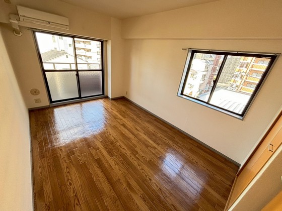 居室・リビング　※別部屋の写真です