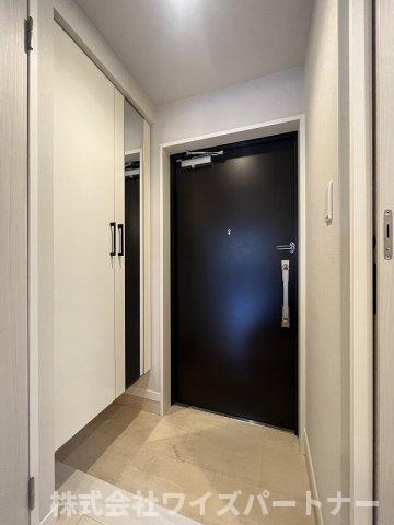 玄関　※別号室の為、現状優先。