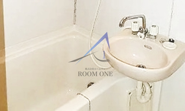 バス・シャワールーム　お風呂です。