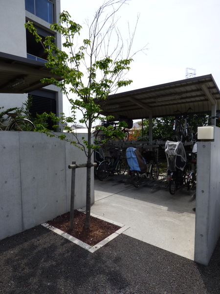 駐車場　駐輪場