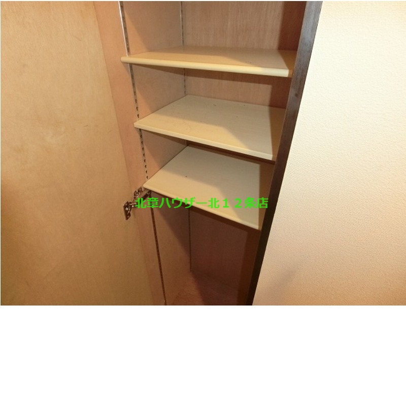 収納　シューズボックス