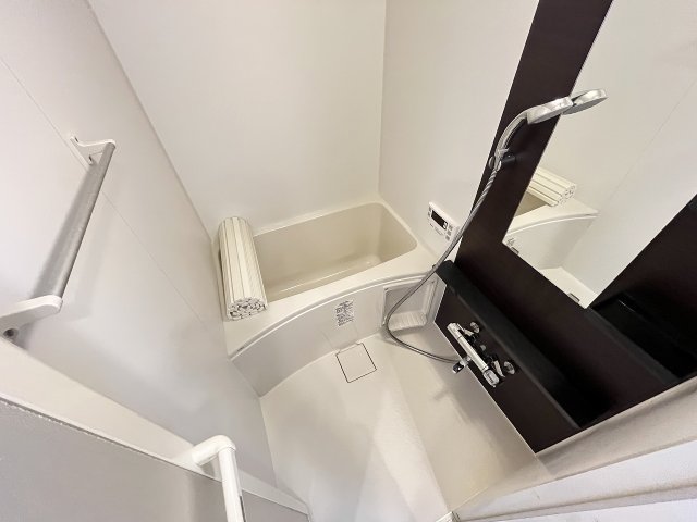 バス・シャワールーム　きれいなお風呂です