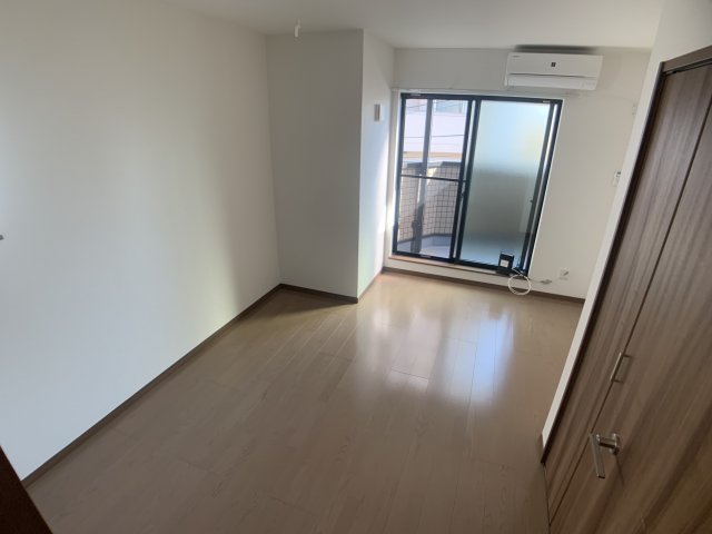 居室・リビング　エアコン付きで初期費用を抑えたい方にもおすすめです。