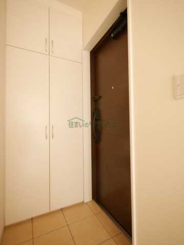 玄関　別部屋の参考写真で御座います。