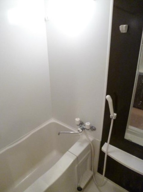 バス・シャワールーム　バスルーム