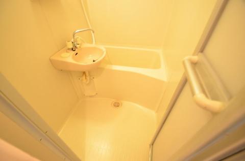 バス・シャワールーム　バス