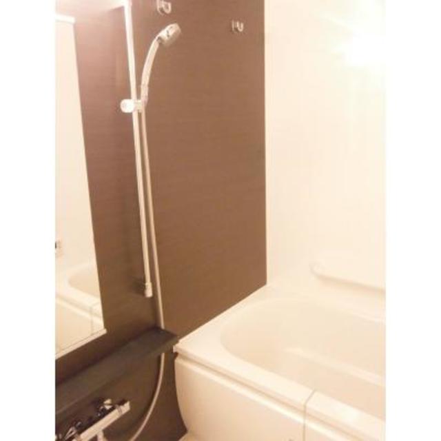 バス・シャワールーム　※写真は同タイプ住戸です。