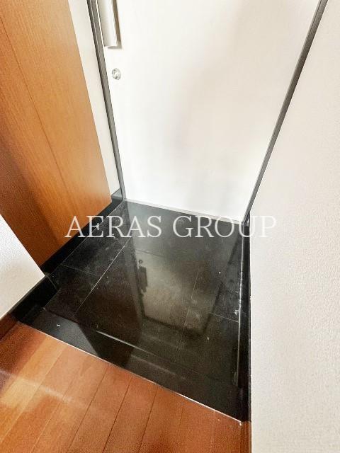 玄関　別部屋同仕様タイプ