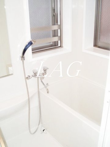 バス・シャワールーム　お風呂です。