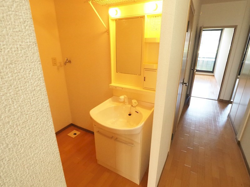 洗面設備　同仕様写真