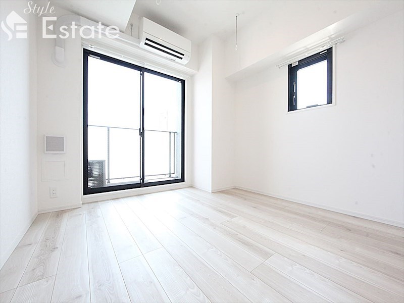 居室・リビング　内装