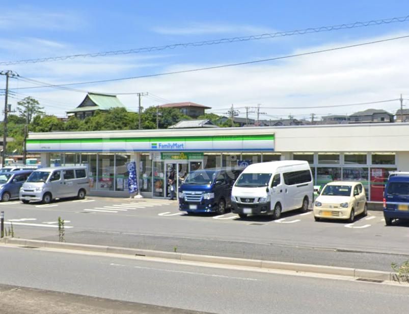 コンビニ　セブンイレブン松戸東部小学校前店（コンビニ）まで570m