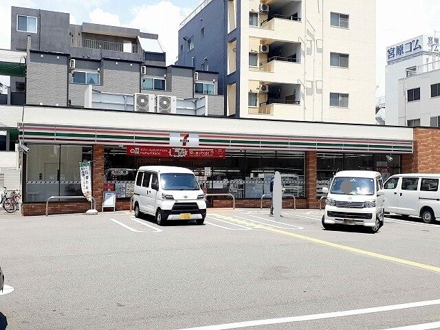 その他　セブンイレブン湊川インター店（その他）まで220m