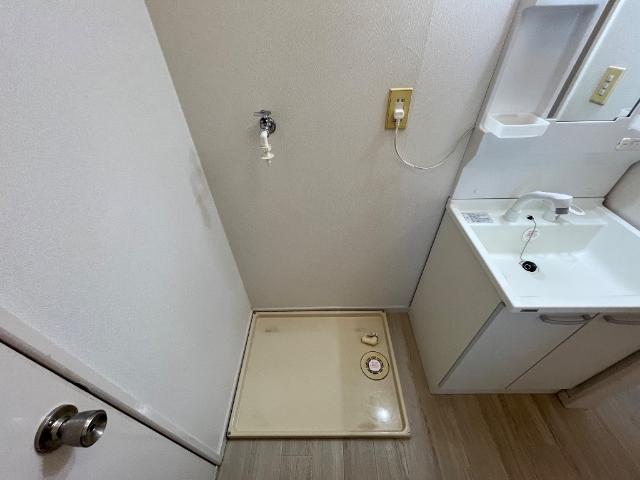 その他　洗濯機置場