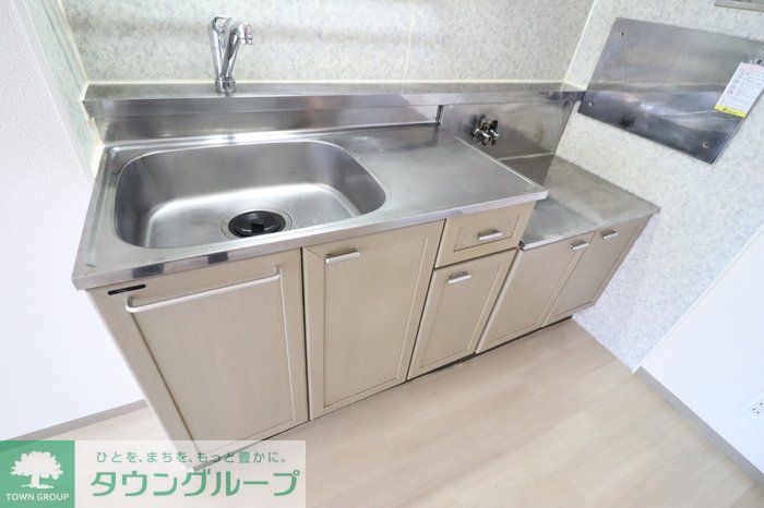 キッチン　お問合せはタウンハウジングまで！※現地待合わせ相談可能