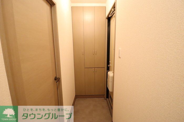 玄関　お問合せはタウンハウジングまで！※現地待合わせ相談可能