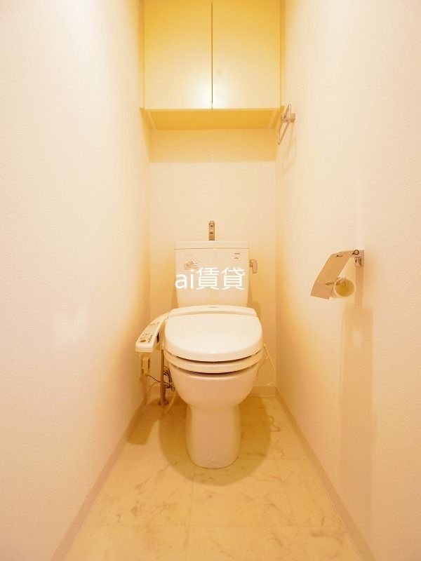 トイレ　※同仕様写真です