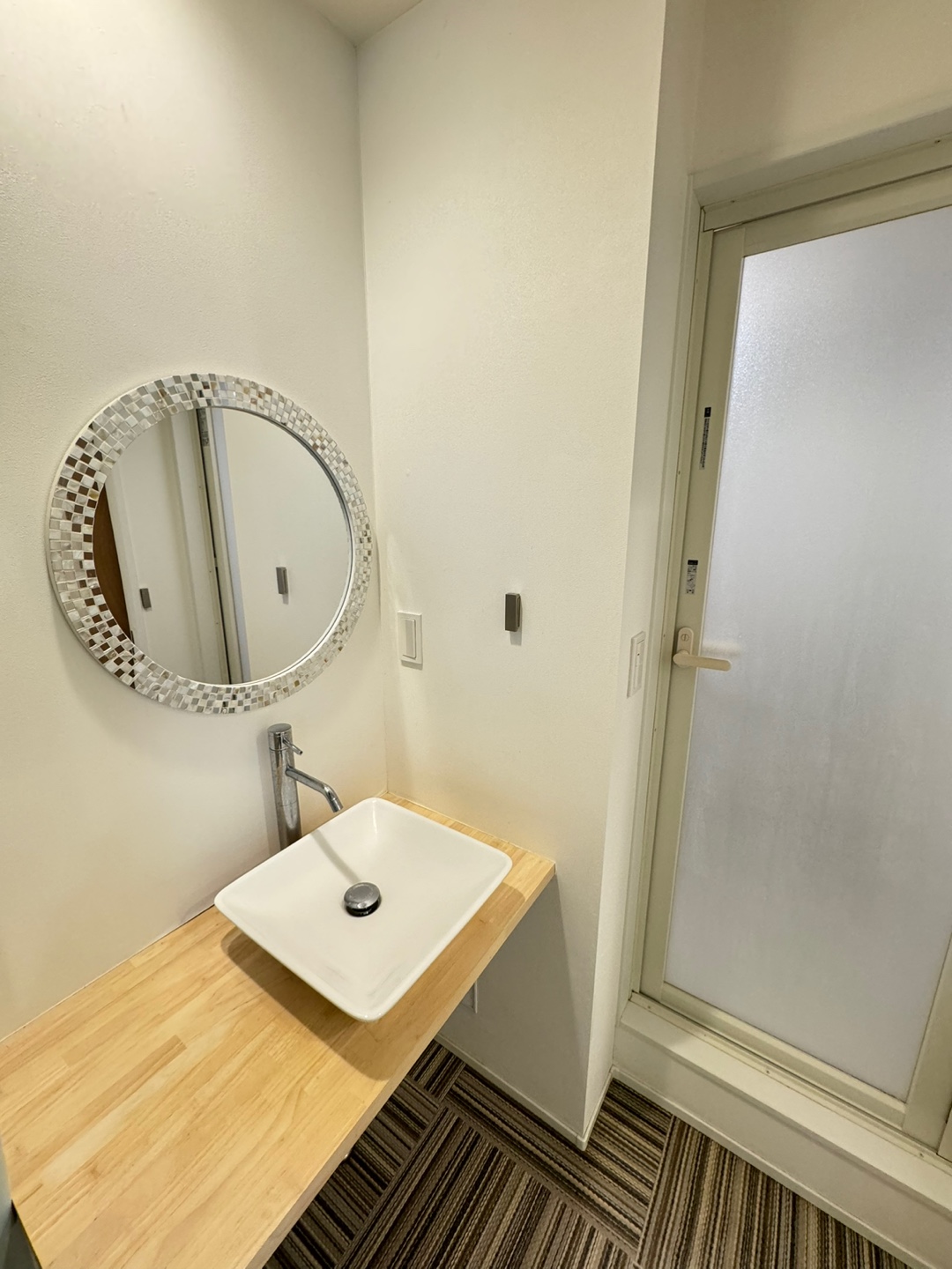 洗面設備　別のお部屋の写真です。