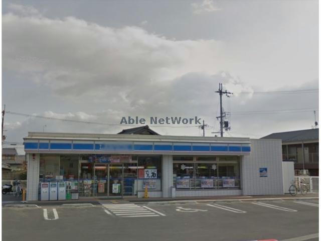 コンビニ　ローソン東近江宮荘町店（コンビニ）まで641m