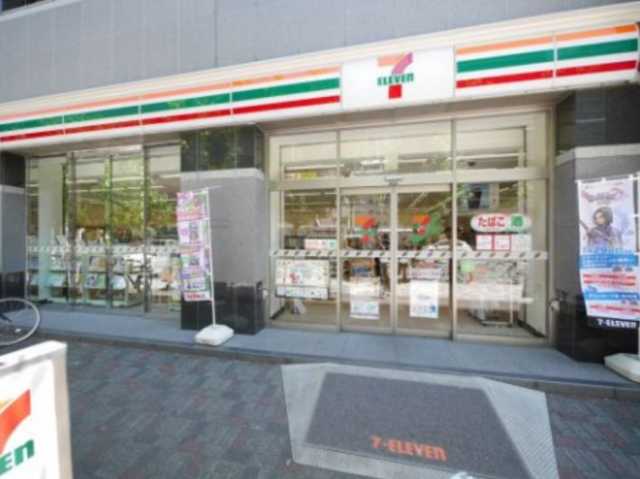 コンビニ　セブンイレブン日本橋人形町２丁目店（コンビニ）まで203m