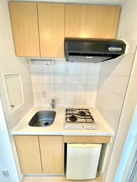 キッチン　※同タイプの別のお部屋です。