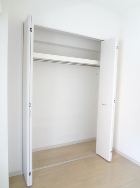 収納　１号室の写真の為、反転です