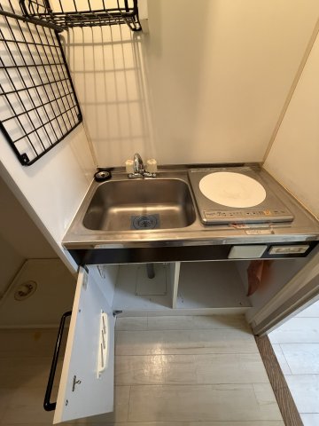 キッチン　別の部屋の参考写真です。