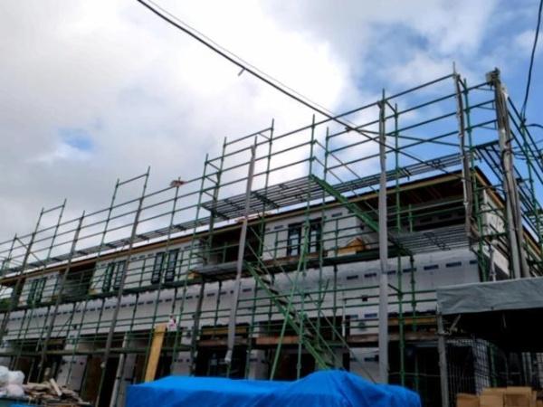 建物外観　建築中