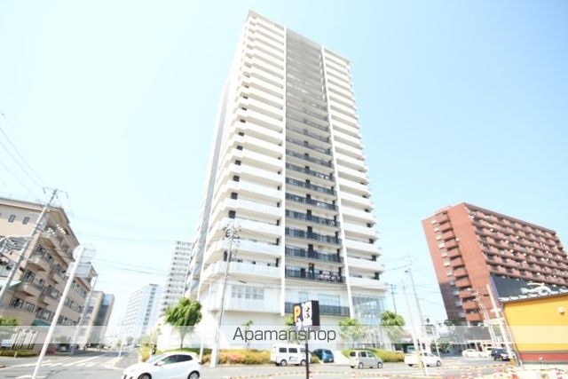 4LDK Mansion in Minami-ku, Hiroshima, Hiroshima