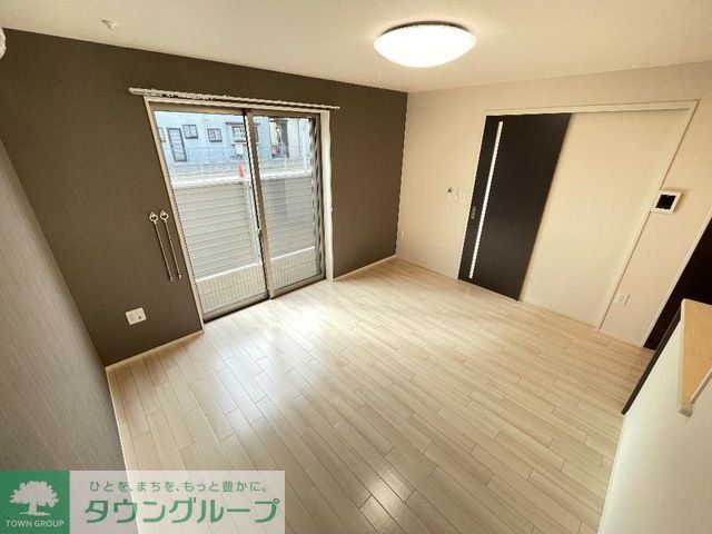 居室・リビング　お問合せはタウンハウジングまで！※現地待合わせ相談可能