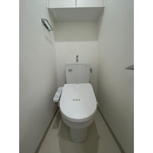 ＪＲ山手線 巣鴨駅 徒歩5分 9階建 築6年のトイレ写真