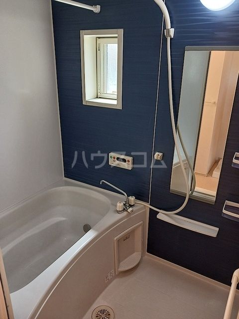 パーシモンIIの風呂写真