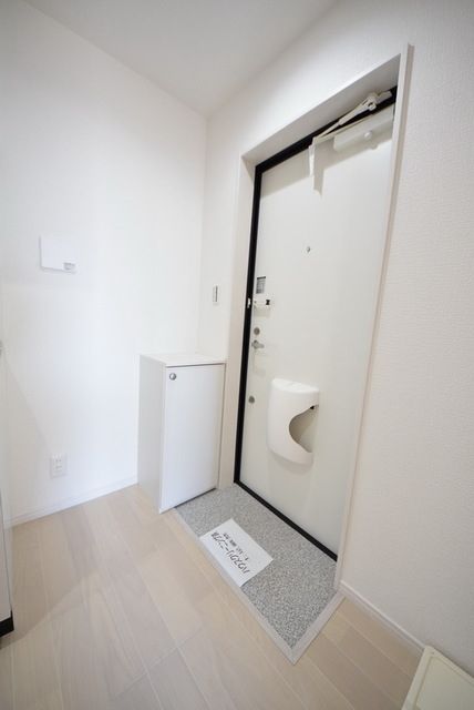 玄関　お問合せはタウンハウジングまで！※現地待合わせ相談可能