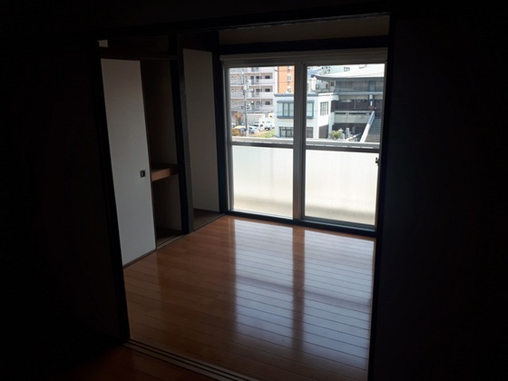 居室・リビング　※別部屋の写真です